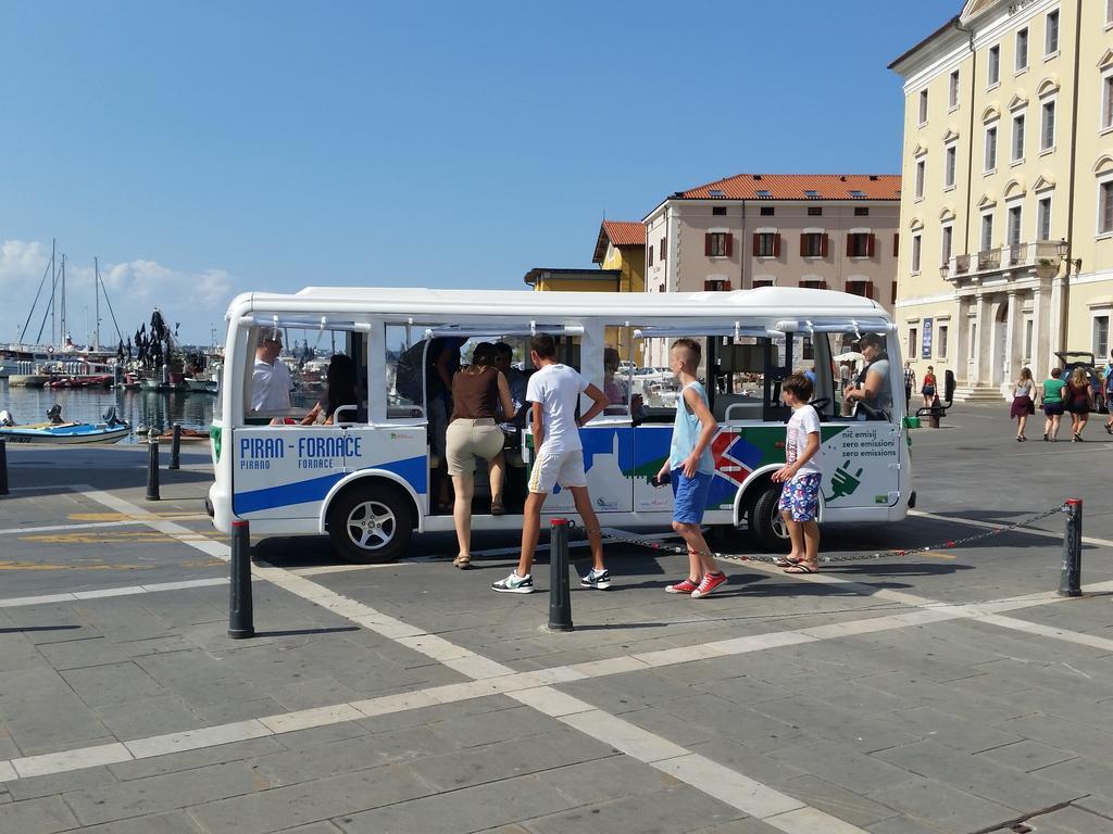 Amarru Apartments Piran Exterior foto